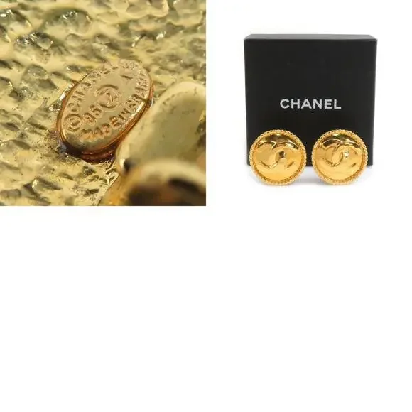 CHANEL Authentic Gold Earrings - Picture 5 of 5